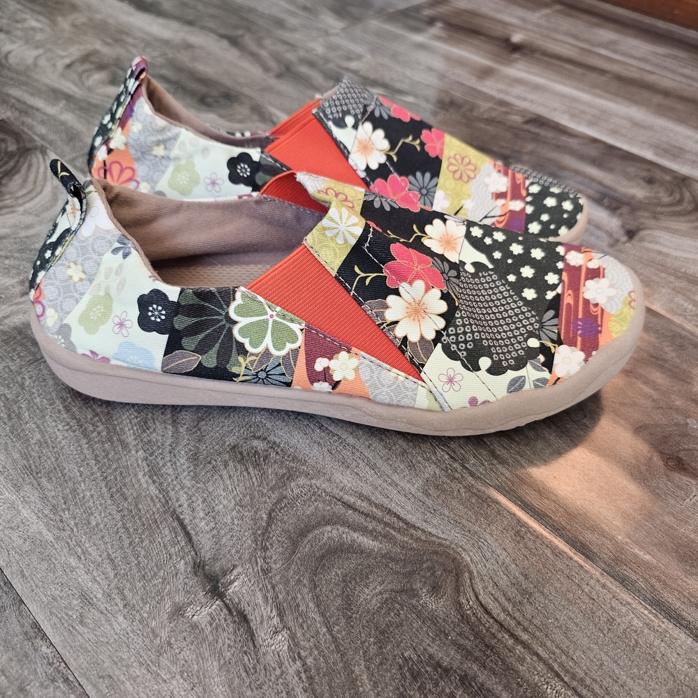 Willow Multicolor Floral Flats